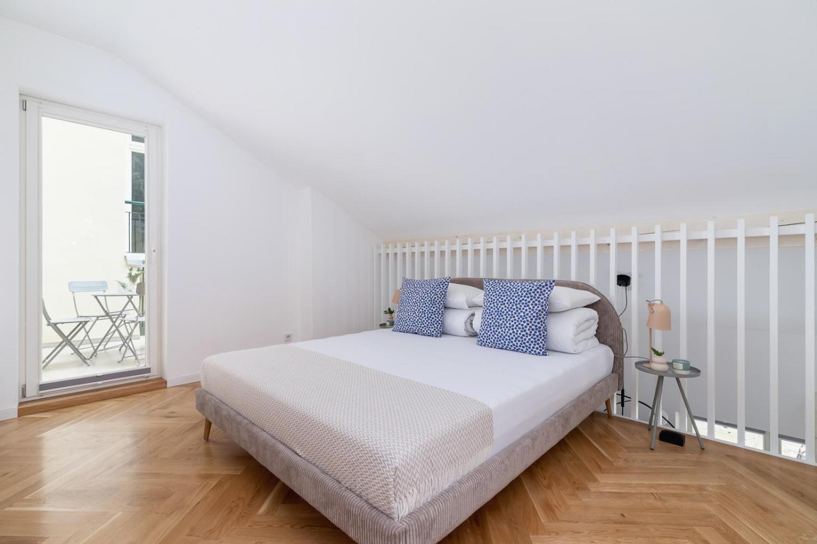 Apartment With Balcony - Rejtana 10 Krakow